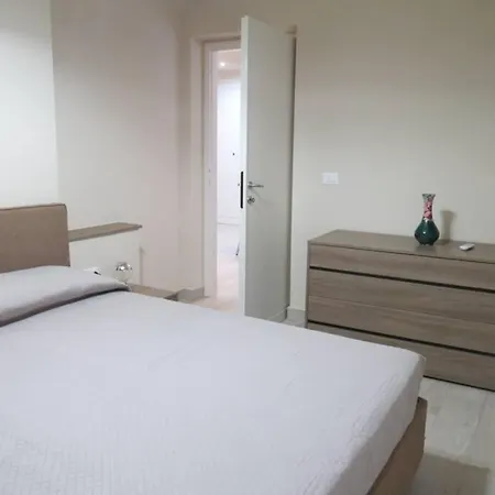 Apartment Lucio's Parcheggio Privato