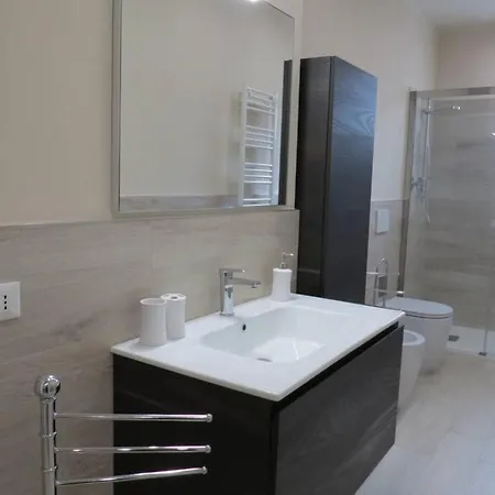 Lucio's Parcheggio Privato Apartment